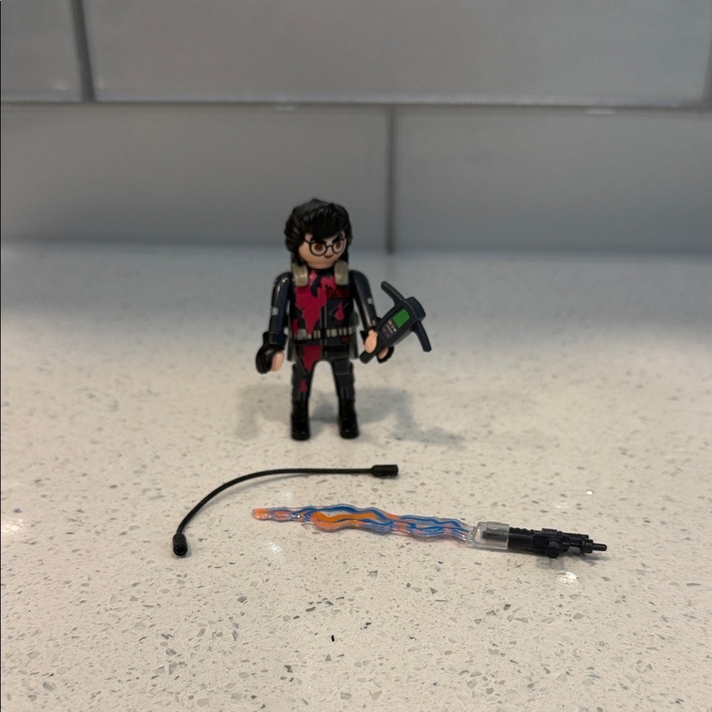 Playmobil ghostbusters action figure